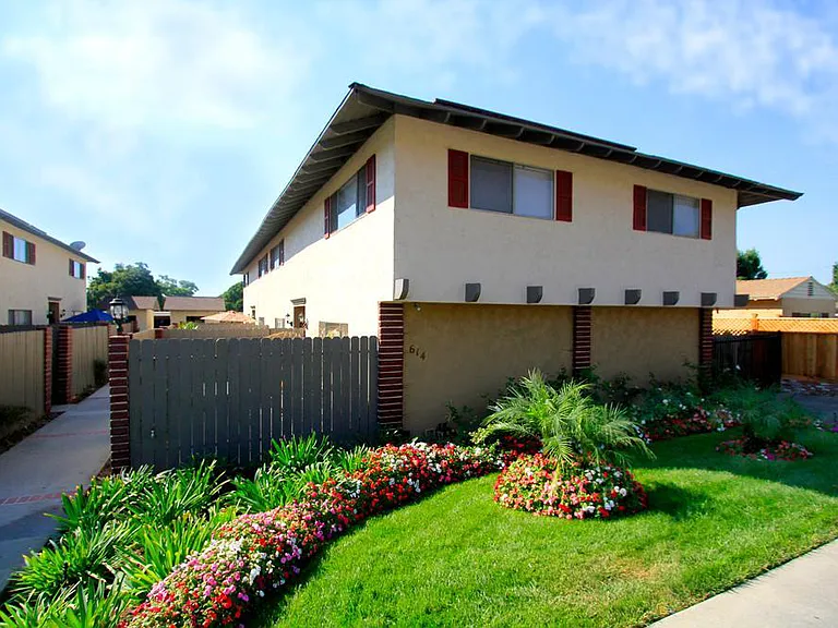 1666 Midway Dr, Woodland, CA 95695